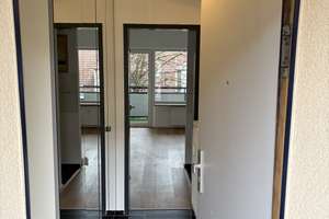 Helle möblierte 1-Zimmer Wohnung mit Balkon in Sendling-Westpark, Nähe U-Bahn – Martin-Behaim-Straße 7, 81373 Land in Sonne, München – Vorschaubild 8