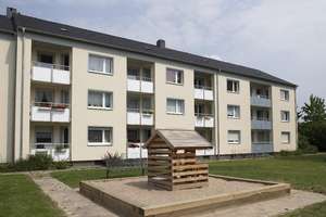 Charmante 2-Zimmer-Etagenwohnung in Mönchengladbach mit Kinderspielplatz