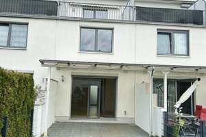 Charmantes Reihenmittelhaus mit 4 Zimmern in Berlin-Haselhorst