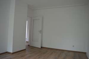 3-Zimmer-Wohnung mit Balkon in Köln-Buchforst – Kirchhoffstraße 7, 51065 Buchforst, Köln – Vorschaubild 3