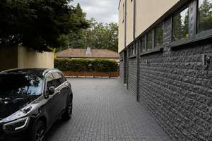 Außergewöhnliches Anwesen mit 3 Wohnungen, Eventlocation, Halle & Falknerei – Die vollständige Adresse der Immobilie erhältst du vom Anbieter., 42855 Lüttringhausen West, Remscheid – Vorschaubild 35
