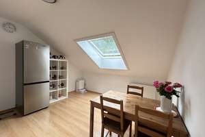Moderne 3,5 Zimmer Dachgeschosswohnung mit Südbalkon, Kellerraum und zwei Pkw-Stellplätzen – Welschstr. 45, 74080 Böckingen, Heilbronn – Vorschaubild 6