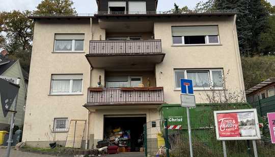 Bild von Für Handwerker -  Sanierungsbedürftiges Zweifamilienhaus mit vielseitigem Nutzungspotenzial