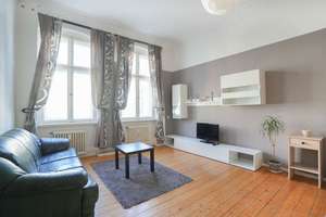 Charmante Stadtwohnung mit Balkon und Altbauflair in Berlin-Mitte – Die vollständige Adresse der Immobilie erhältst du vom Anbieter., 10179 Mitte (Ortsteil), Berlin – Vorschaubild 1