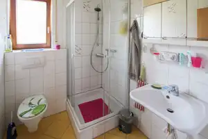 Familienidylle in ruhiger Lage – großzügiges Einfamilienhaus mit Gartenparadies in Gemmingen – Heilbronn (Kreis) – Vorschaubild 12
