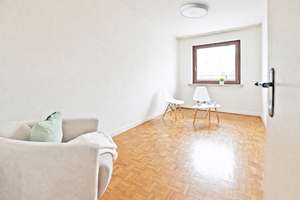 Sonniges  Penthouse mitten in Blankenese mit grosser Terrasse und Blick in den Goßlers Park – Die vollständige Adresse der Immobilie erhältst du vom Anbieter., 22587 Blankenese, Hamburg – Vorschaubild 13