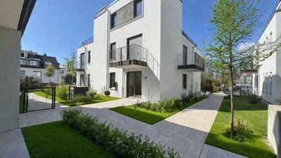 Stylisches Penthouse mit Aufzug in die Wohnung und Terrassen