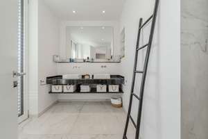Seltene Gelegenheit: Premium-Penthouse mit riesiger Dachterrasse und unvergleichbarer Aussicht – Die vollständige Adresse der Immobilie erhältst du vom Anbieter., 40545 Oberkassel, Düsseldorf – Vorschaubild 24