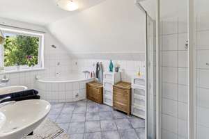 Provisionsfrei – Familienfreundliches Haus in gutem Zustand mit sonnigem Garten und Pool – Die vollständige Adresse der Immobilie erhältst du vom Anbieter., 4178 Burghausen-Rückmarsdorf, Leipzig – Vorschaubild 17