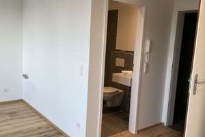 Einzimmerwohnung mit großem Balkon in zentraler Lage. 600m zur KÖ, 300m zum HBF. – Charlottenstraße 49, 40210 Stadtmitte, Düsseldorf – Vorschaubild 8