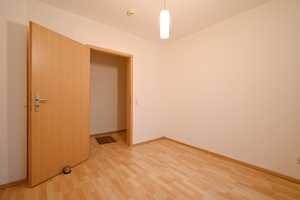 Geschickt aufgeteilte Erdgeschosswohnung mit Garten und Stellplatz in ruhiger Sackgassenlage – Dortmund – Vorschaubild 11