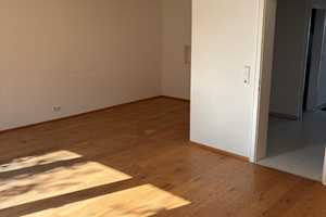 Reihenhaus energetisch saniert mit EBK in Schwäbisch Gmünd – Ostalbkreis – Vorschaubild 13
