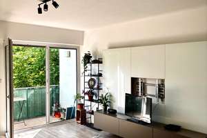 Helle, frisch renovierte 2-Zimmer-Wohnung mit Balkon, neuer Einbauküche, Stellplatz und Keller – Die vollständige Adresse der Immobilie erhältst du vom Anbieter., 33647 Brackwede, Bielefeld – Vorschaubild 12