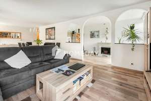 Großzügige Etagenwohnung mit Dachterrasse, zwei Balkonen und Tiefgaragenstellplatz – Die vollständige Adresse der Immobilie erhältst du vom Anbieter., 45888 Bulmke-Hüllen, Gelsenkirchen – Vorschaubild 3