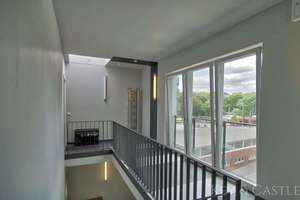 Modernes Townhouse-Studio mit privater Dachterrasse & TG-Stellplätzen in Bestlage – Die vollständige Adresse der Immobilie erhältst du vom Anbieter., 10115 Gesundbrunnen, Berlin – Vorschaubild 10