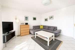 Schöne Wohnung mit Dachterrasse und unverbaubarem Blick