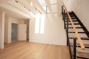 Architektur trifft Wohnkomfort! Aussergewöhnliche Maisonette mit Galerie und Loft-Charakter! – Andernacherstr. 6, 50968 Marienburg, Köln – Vorschaubild 7