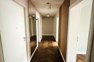 Hochwertige 3,5-Zimmer-Wohnung mit Balkon direkt an den Rheinwiesen – Wildenbruchstraße 6, 40545 Oberkassel, Düsseldorf – Vorschaubild 3