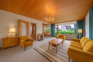 3D VIRTUAL TOUR - Sanierungsbedürftiger Gelbklinker in Kölln-Reisiek – Pinneberg (Kreis) – Vorschaubild 3
