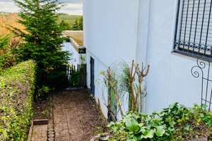 Gepflegtes 1-Familienhaus-RH mit Doppelgarage in Bestwohnlage (Strobelallee) von 66953 Pirmasens – Die vollständige Adresse der Immobilie erhältst du vom Anbieter., 66953 Pirmasens, Pirmasens – Vorschaubild 2