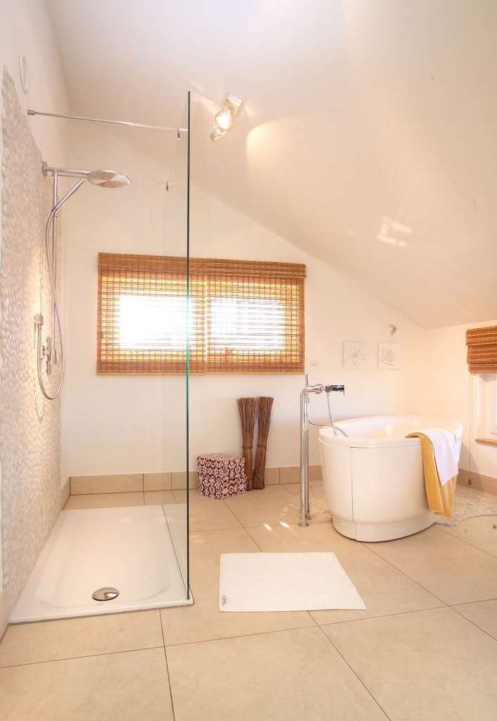 Immobilie in Ludwigsau - Elegante Villa in Ludwigsau - Ihr individuell geplantes Traumhaus mit allkauf-Qualität - Bild 2