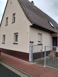 Gemütliches 1-Familienhaus mit Garten und Garage