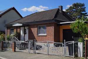 Einfamilienhaus - ruhig gelegen mit Garage - sofort einziehen – Leipzig – Vorschaubild 2