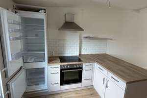 Hochwertige 2 -Zimmer DG Wohnung nach DG-Ausbau, nur schriftl. Anfragen – Holtenauer Strasse 205, 24106 Wik, Kiel – Vorschaubild 2