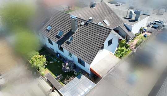 Bild von Vielseitige Immobilie mit Potenzial: 2-Familienhaus Ausbaureserve