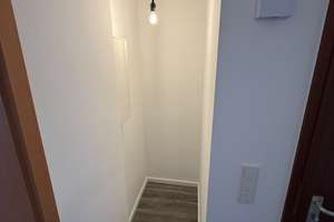 Renovierte Studenten 3-er WG-Wohnung mit Balkon in Nippes – Die vollständige Adresse der Immobilie erhältst du vom Anbieter., 50733 Nippes (Ortsteil), Köln – Vorschaubild 12