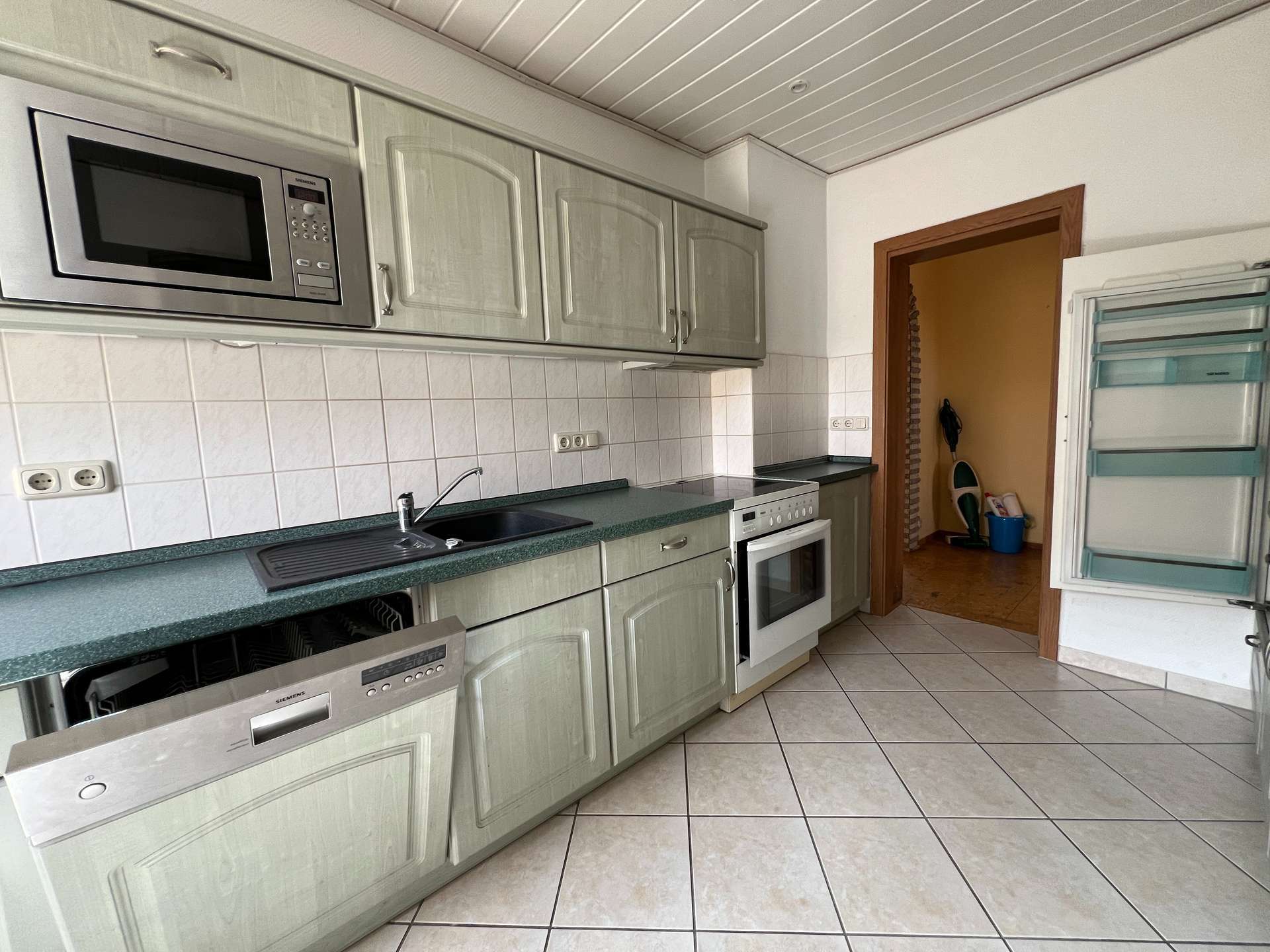 Immobilie in Lübtheen - Einziehen und Wohlfühlen! Wohnen auf großem Grundstück in zentraler Lage - Bild 14