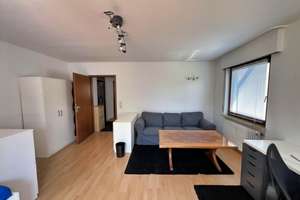 Prima Lage,  schöner Balkon, helle Räume und eine Einzelgarage! – Die vollständige Adresse der Immobilie erhältst du vom Anbieter., 70565 Rohr, Stuttgart – Vorschaubild 5