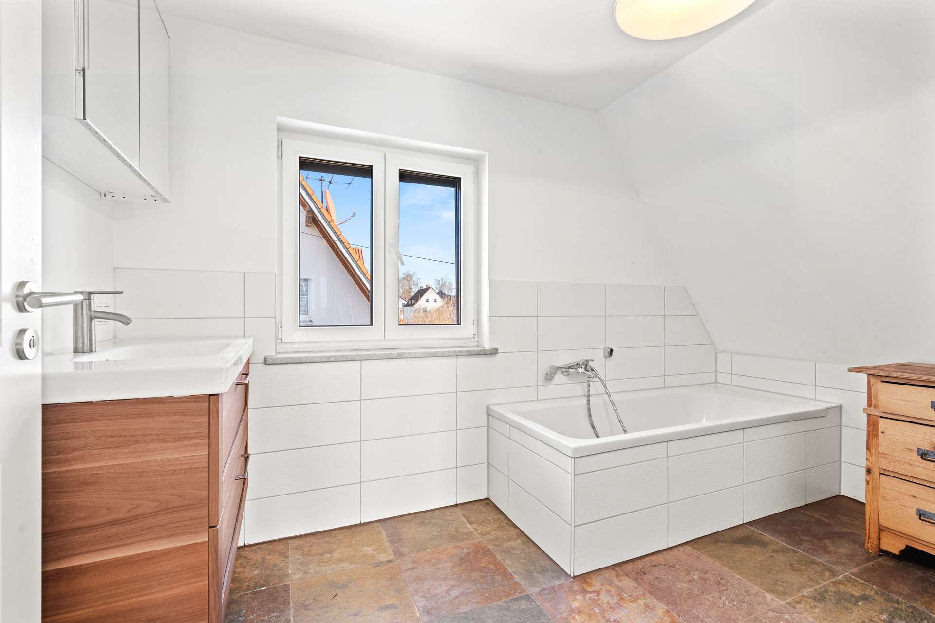 Immobilie in Erkheim - Omas Häuschen – mit Technik von heute - Bild 9