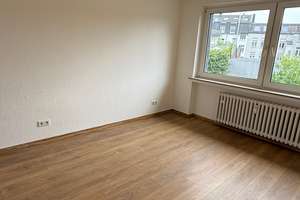 Freiheitstr, helle 2 Zimmer Wohnung, KDB, Balkon. Sackgasse. – Freiheitstr 64, 42277 Oberbarmen, Wuppertal – Vorschaubild 3