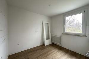 Praktisch geschnittene 2-Zimmer-Wohnung mit großem Balkon direkt am Waldrand. – Mamertusstr. 10, 44369 Huckarde (Ortsteil), Dortmund – Vorschaubild 5