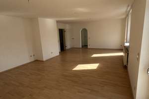 Viel Platz für Ihre Ideen: 4-Zimmer-Wohnung in Bad Münster am Stein-Ebernburg – Berliner Straße 33, 55583 Bad Münster am Stein-Ebernburg – Vorschaubild 10