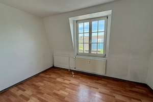 SOMMERAKTION* LEERE VIER ZIMMER WOHNUNG IM DACHGESCHOSS OHNE BALKON! – An der Steinkaul 18, 47259 Hüttenheim, Duisburg – Vorschaubild 8