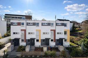 Helles Reihendterrassenhaus in Freiberg am Neckar – Die vollständige Adresse der Immobilie erhältst du vom Anbieter., 71691 Freiberg am Neckar – Vorschaubild 2