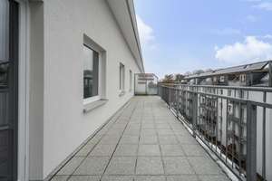 Ottensen-3 Zi.Dachperle,-30 QM WEST Terrasse-Topzustand, Energiewert B,-3m Decken-PROVISIONFREI – Die vollständige Adresse der Immobilie erhältst du vom Anbieter., 22763 Ottensen, Hamburg – Vorschaubild 2