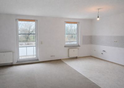 Ruhe genießen – Wohnung mit Balkon, Stellplatz und Grünblick