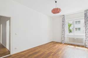 3 Zimmer Küche Bad bezugsfrei und saniert – Die vollständige Adresse der Immobilie erhältst du vom Anbieter., 10629 Charlottenburg, Berlin – Vorschaubild 3