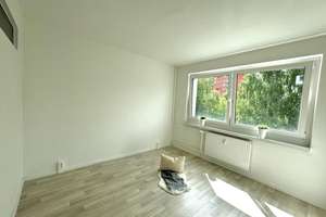 Genügend Platz zum Wohlfühlen! - Helle 4-Raumwohnung in Helbersdorf – Paul-Bertz-Straße 43, 9120 Helbersdorf, Chemnitz – Vorschaubild 9