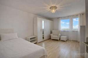 Helle 2,5 Zimmer-Wohnung mit Westbalkon und Weitblick – Die vollständige Adresse der Immobilie erhältst du vom Anbieter., 80935 Lerchenau-Ost, München – Vorschaubild 2