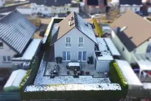 Freistehendes Einfamilienhaus in jungem Wohnquartier von Brake – Bielefeld – Vorschaubild 12