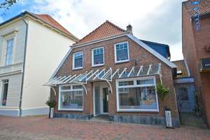 Wohn- und Geschäftshaus in Zentrumslage mit PKW-Stellplätzen – Die vollständige Adresse der Immobilie erhältst du vom Anbieter., 23758 Oldenburg in Holstein – Vorschaubild 4