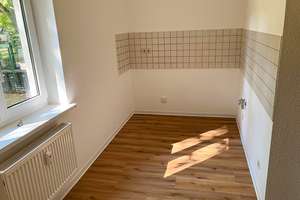 Ruhige 2-Raum-Wohnung mit Balkon im Grünen/für die Generation 50plus – Ziustr. 28, 4349 Thekla, Leipzig – Vorschaubild 4
