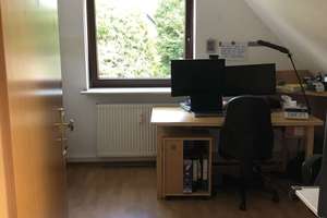 Einfamilienhaus mit Einliegerwohnung in Henstedt-Rhen - am Naturschutzgebiet! Courtagefrei! – Die vollständige Adresse der Immobilie erhältst du vom Anbieter., 24558 Henstedt-Ulzburg – Vorschaubild 11