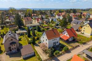 CHARMANTES EINFAMILIEN & GENERATIONSHAUS IN RUHIGER LAGE VON DRESDEN – Die vollständige Adresse der Immobilie erhältst du vom Anbieter., 1109 Hellerau/Wilschdorf, Dresden – Vorschaubild 5