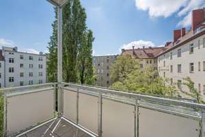 Stilvolle Altbauwohnung in Toplage City West – Die vollständige Adresse der Immobilie erhältst du vom Anbieter., 10707 Wilmersdorf, Berlin – Vorschaubild 3