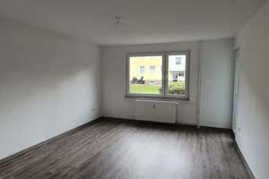 Für die kleinen Mäuse, Spielplatz vor dem Häusle. – Im Turmswinkel 10, 38122 Rüningen, Braunschweig – Vorschaubild 4